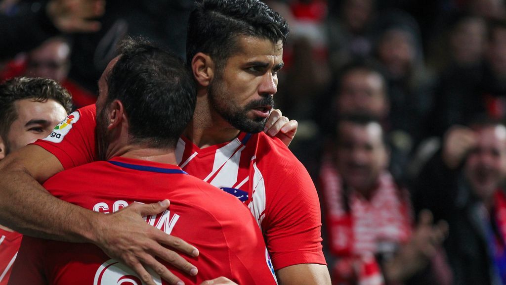 Simeone recupera a Godín y pierde a un 'tocado' Diego Costa para el desplazamiento a Copenhague