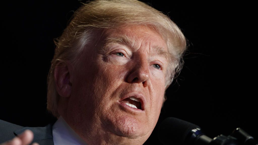 El abogado de Trump pagó a la actriz porno con la que se relaciona al presidente