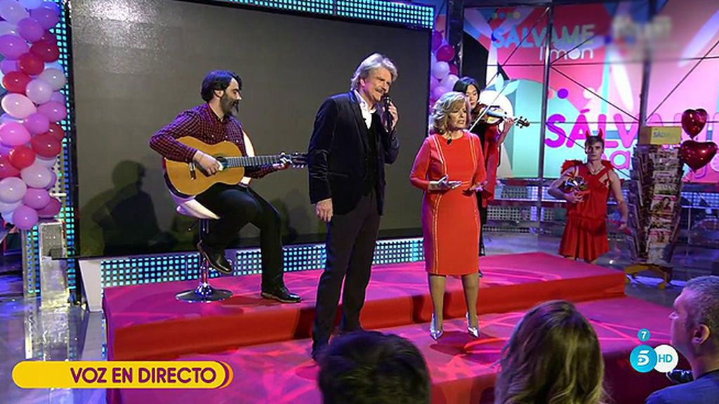 Teresa Campos y Edmundo Arrocet nos presentan en directo en ‘Sálvame’ su segundo sencillo