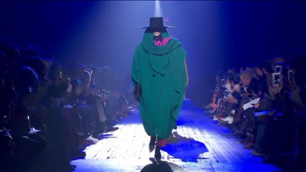 El diseñador Marc Jacobs deslumbra en el final de la semana de la moda de Nueva York