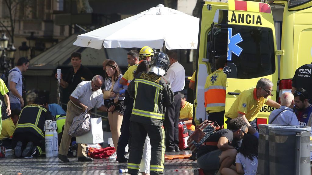 El triste recuerdo de los atentados de Barcelona continúa seis meses después