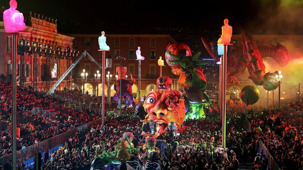 Niza celebra sus carnavales con fuertes medidas de seguridad