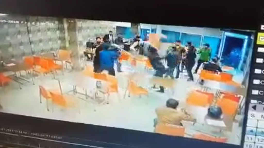 Un hombre fallece tras el brutal ataque con palos y sillas en un restaurante