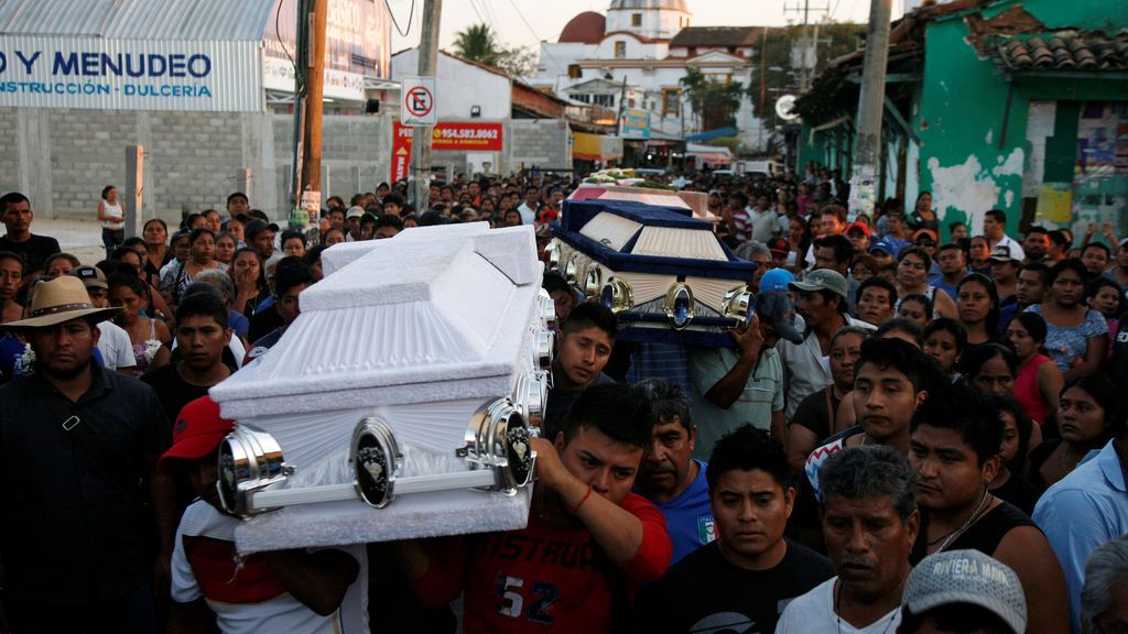 México despide a las víctimas del accidente del helicóptero militar en Oaxaca