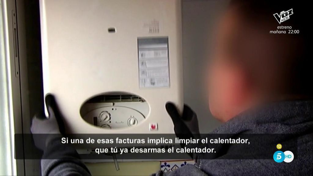 ¡Estafadores!: Hablamos con un falso instalador del gas que nos cuenta cómo lo hace