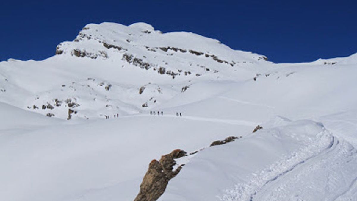 Una avalancha alcanza a diez senderistas en el cantón suizo de Valais