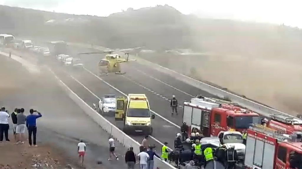 Fallece una conductora de 60 años en un siniestro múltiple en Tenerife