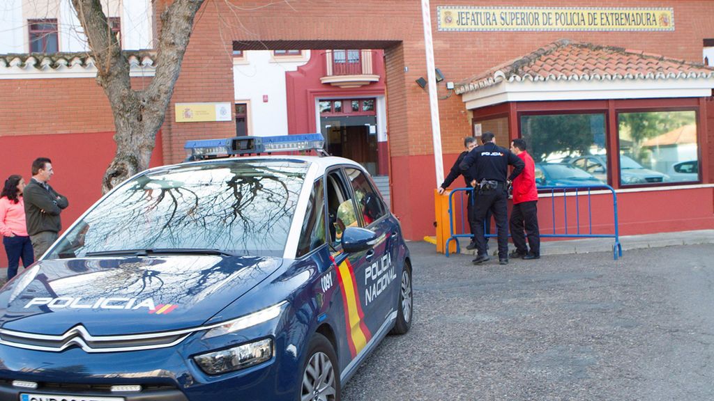 Veintiocho detenidos por la trama de apuestas amañadas que lideraban dos exfutbolistas