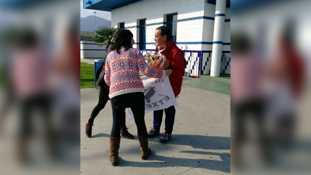 Queda en libertad tras 22 años de prisión el preso de ETA Karlos Cristóbal, que planeó asesinar a Fraga
