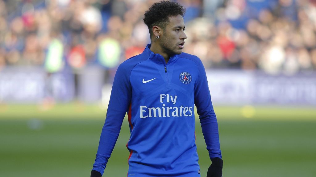 Música, fiesta y póker… Neymar se ‘concentra’ para la vuelta ante el Real Madrid