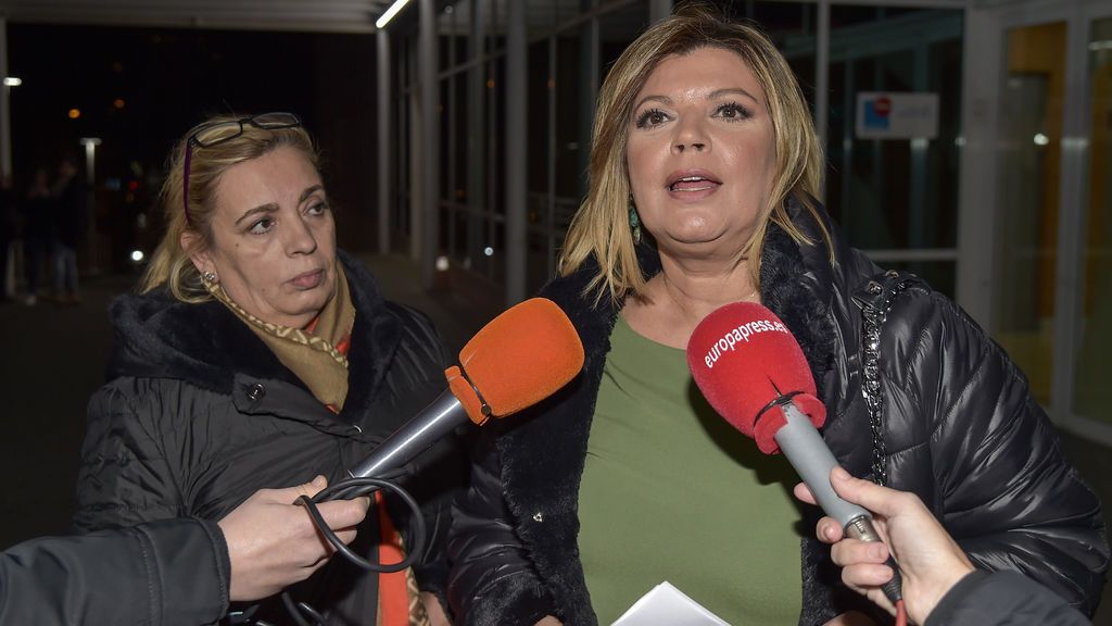 Terelu y Carmen, siempre muy atentas con la prensa, explicaron la última hora médica