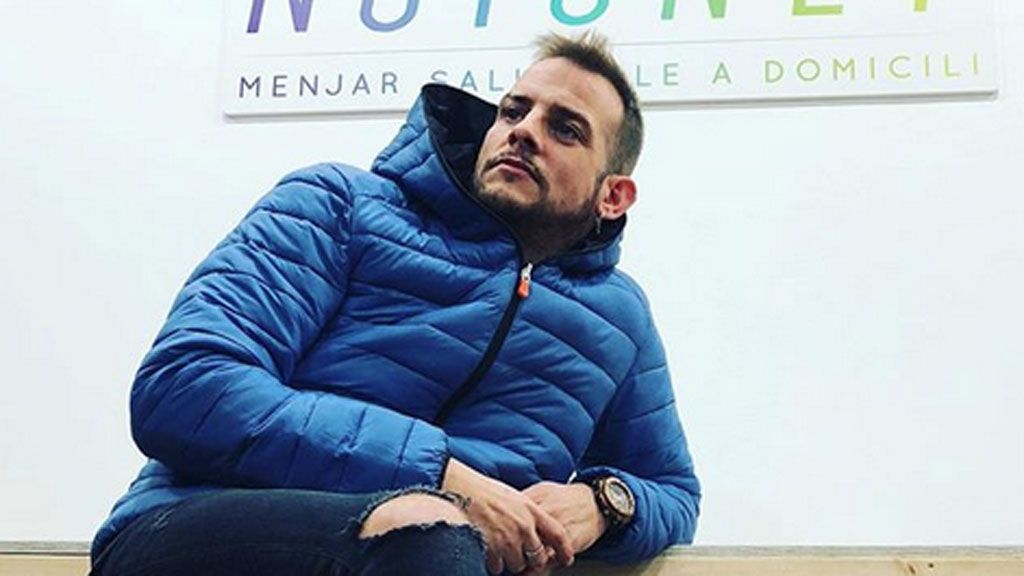 Álex Casademunt presume de "padre primerizo" y presenta a su hija Bruna