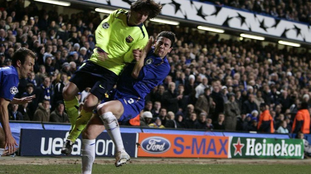 La primera exhibición de Messi en Stamford Bridge: con 18 años y el número 30