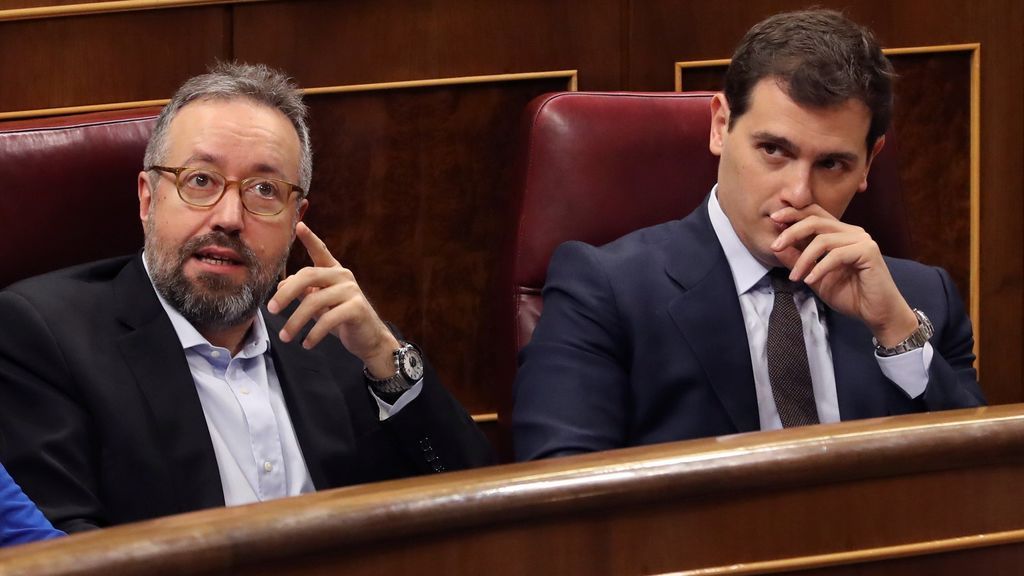 Tensión en el Congreso entre PP y C's por la inmersión lingüística en Cataluña
