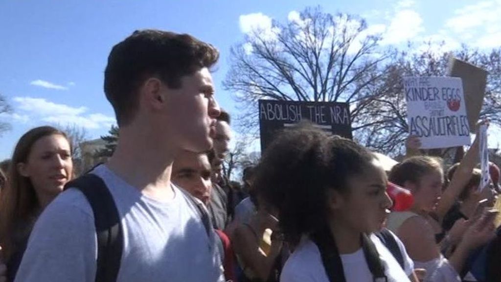 Los jóvenes de Estados Unidos se alzan en marchas contra las armas