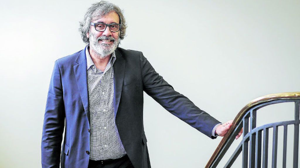 El socio de Roures en Mediapro, Tatxo Benet, compra por 96.000 euros la obra de Santiago Sierra.