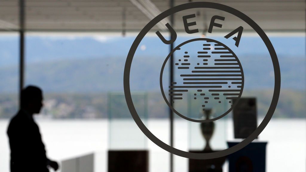 La UEFA envía sus condolencias a la familia del ertzaina y condena "rotundamente" la violencia