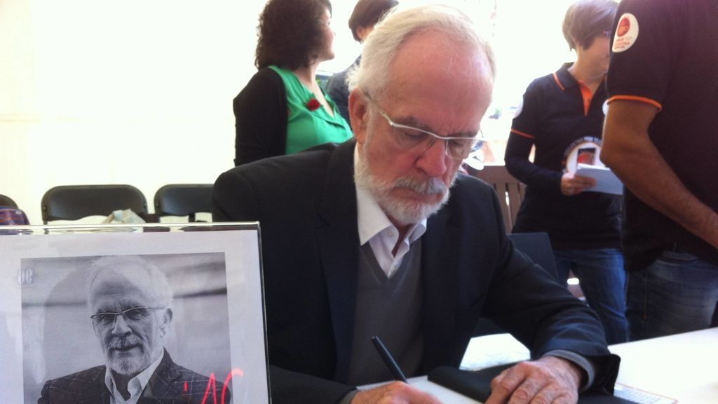 Los diputados recuerdan con cariño las críticas de Forges