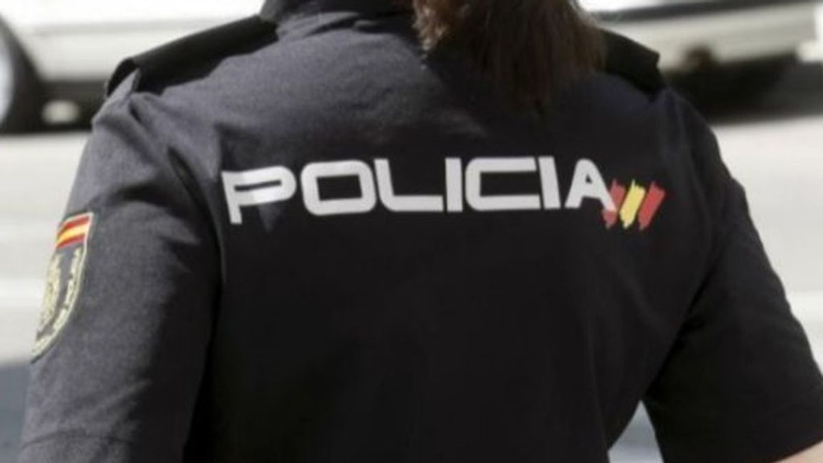 Detenido un hombre por apuñalar a una joven con un cuchillo de cocina en  Valencia