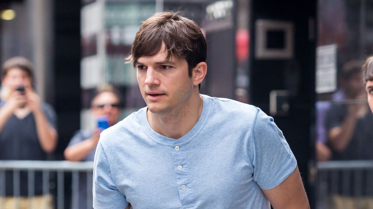 Ashton Kutcher habla de su 'retiro espiritual' tras divorciarse de Demi Moore