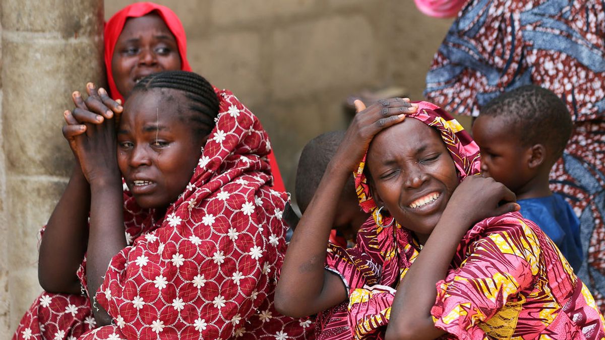 Familiares de las niñas secuestradas por Boko Haram en Dapchi