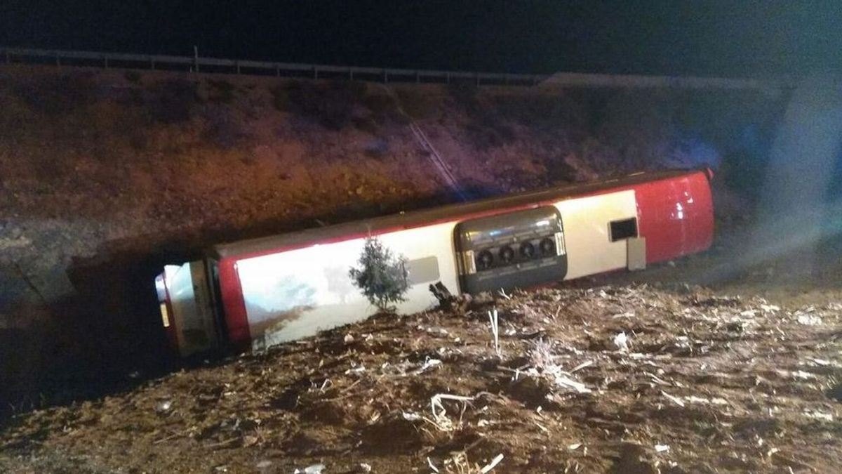 El vuelco de un autobús en Lerma (Burgos) deja 21 heridos, uno de ellos grave