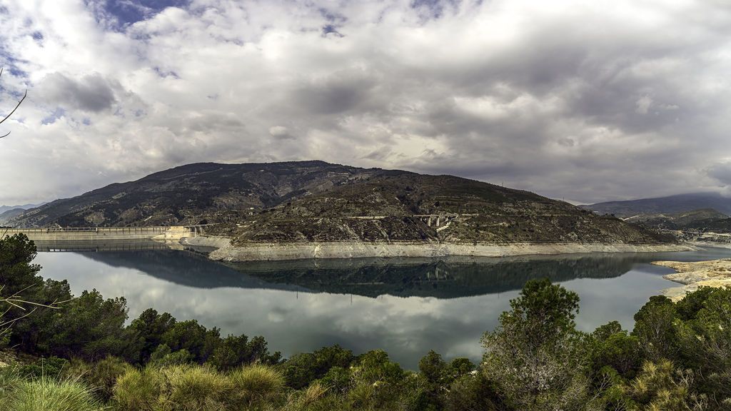 Pedro Mengual en el embalse del Rules, Granada