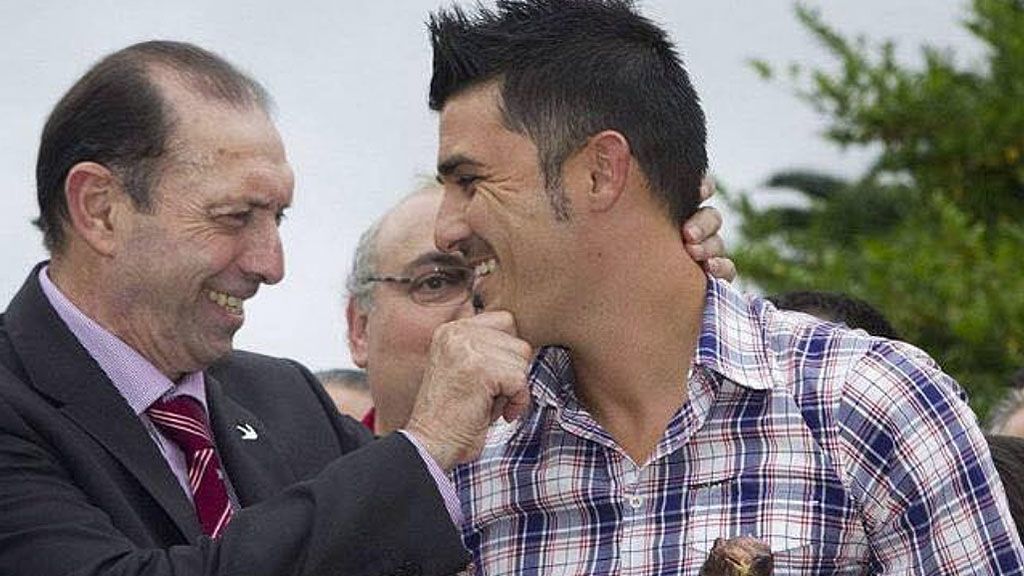 La despedida de David Villa a Quini: "En el equipo del cielo necesitan goles y se han llevado al mejor"