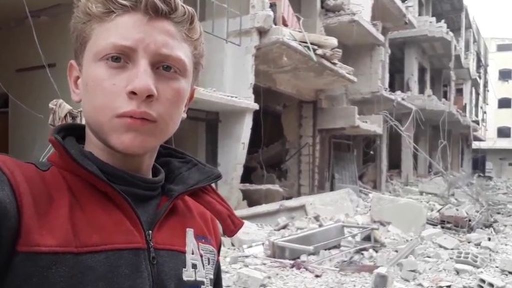 Un bloguero de 15 años retransmite los bombardeos en Guta
