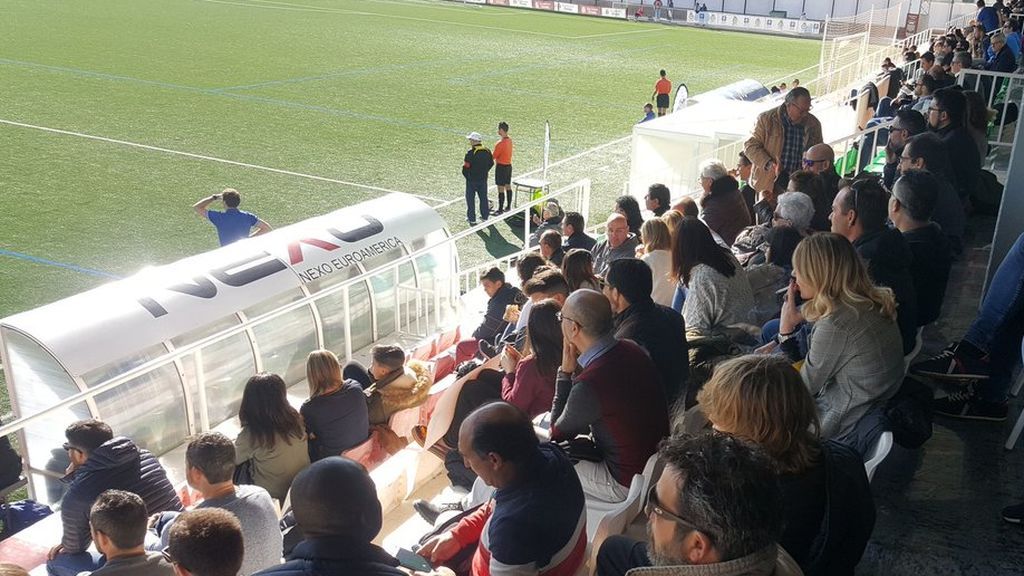 10 comportamientos que sí debes tener en el partido de tu hijo