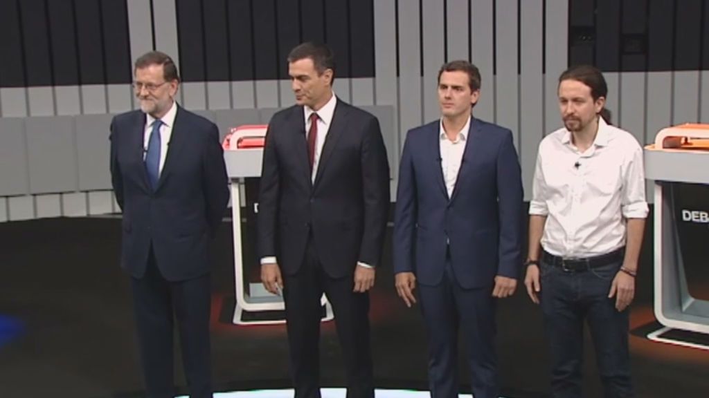 La oposición reclama unas nuevas elecciones frente a la “parálisis” de Rajoy