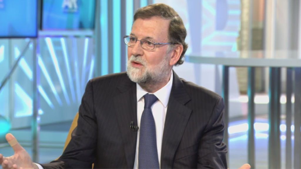 Rajoy califica la situación en Cataluña de "demencial"
