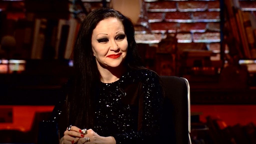 Alaska, invitada de 'Cuarto milenio'.