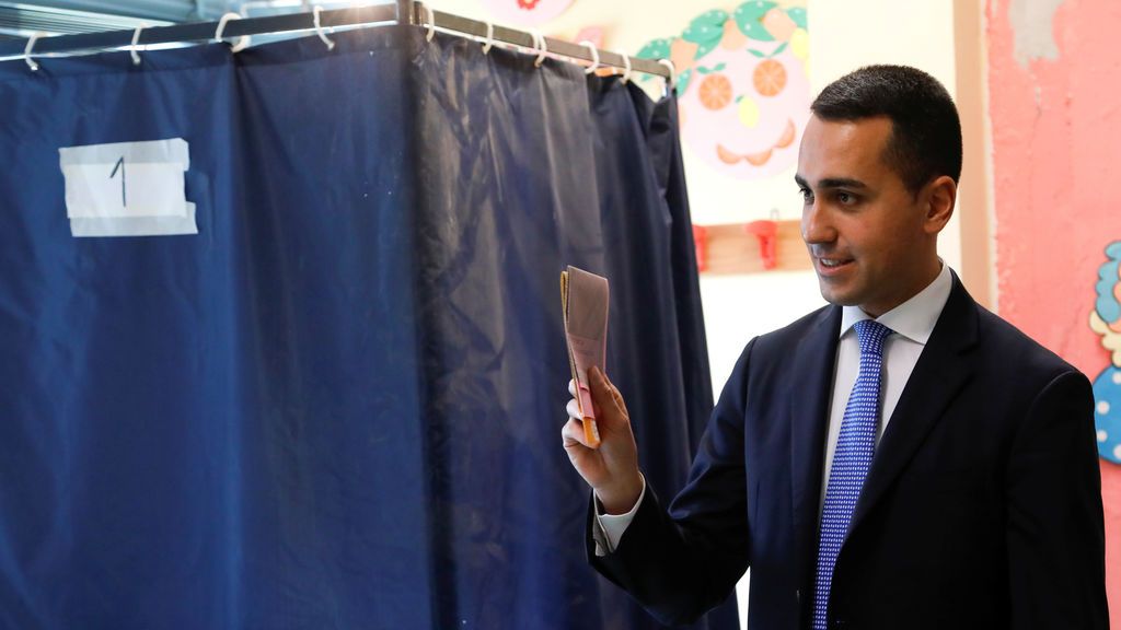 El M5S se impone en las elecciones italianas, según encuestas a pie de urna