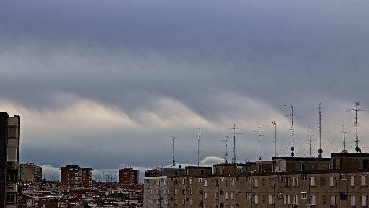 Las nubes fluctus: olas en el cielo de Madrid
