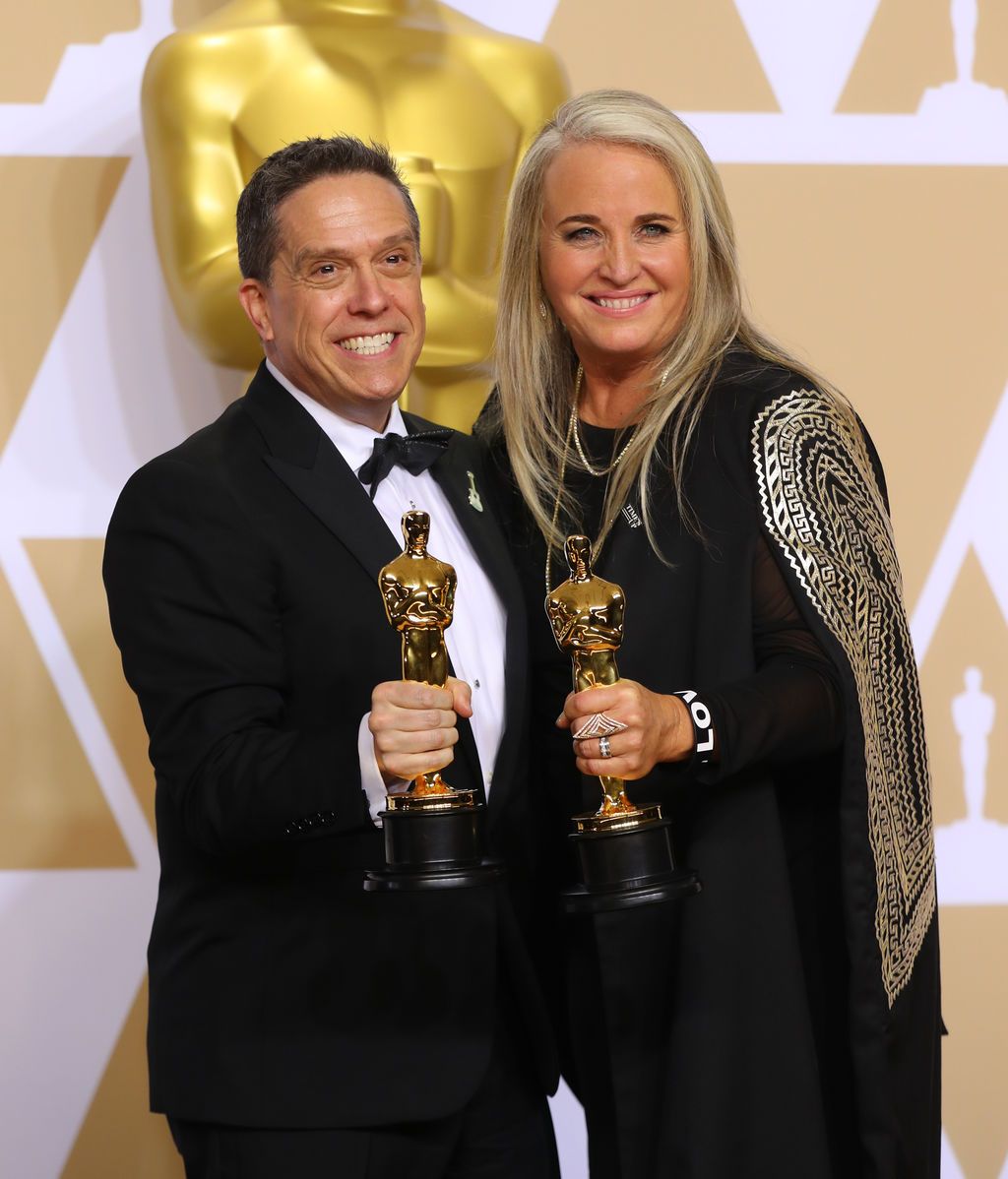 Lee Unkrich y Darla K. Anderson ganan el Oscar a la mejor película de animación por 'Coco'