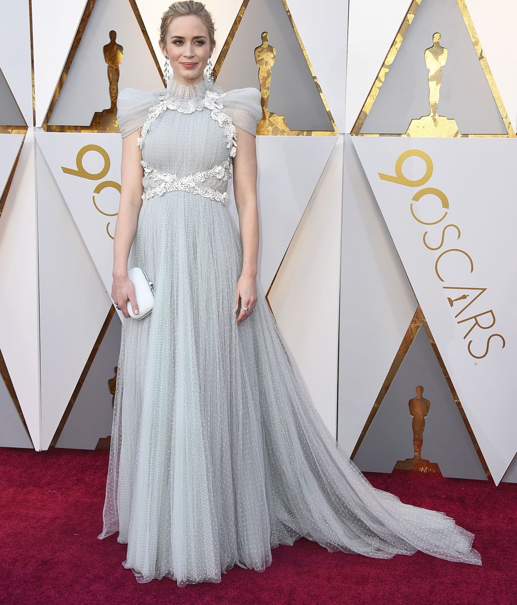 Emily Blunt de Schiaparelli Alta Costura