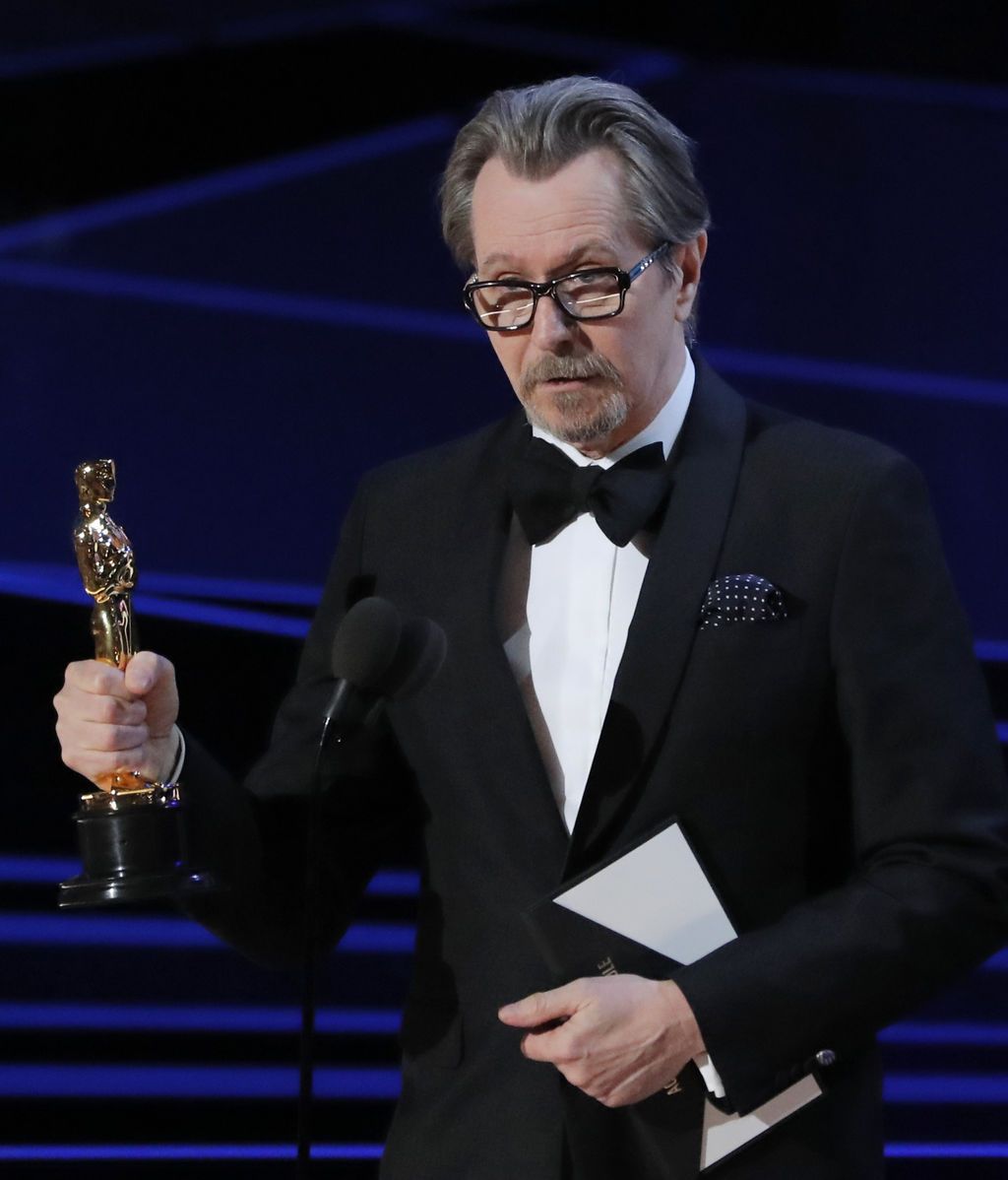 Gary Oldman se han hecho con la estatuilla al mejor actor principal por su papel en 'El instante más oscuro'