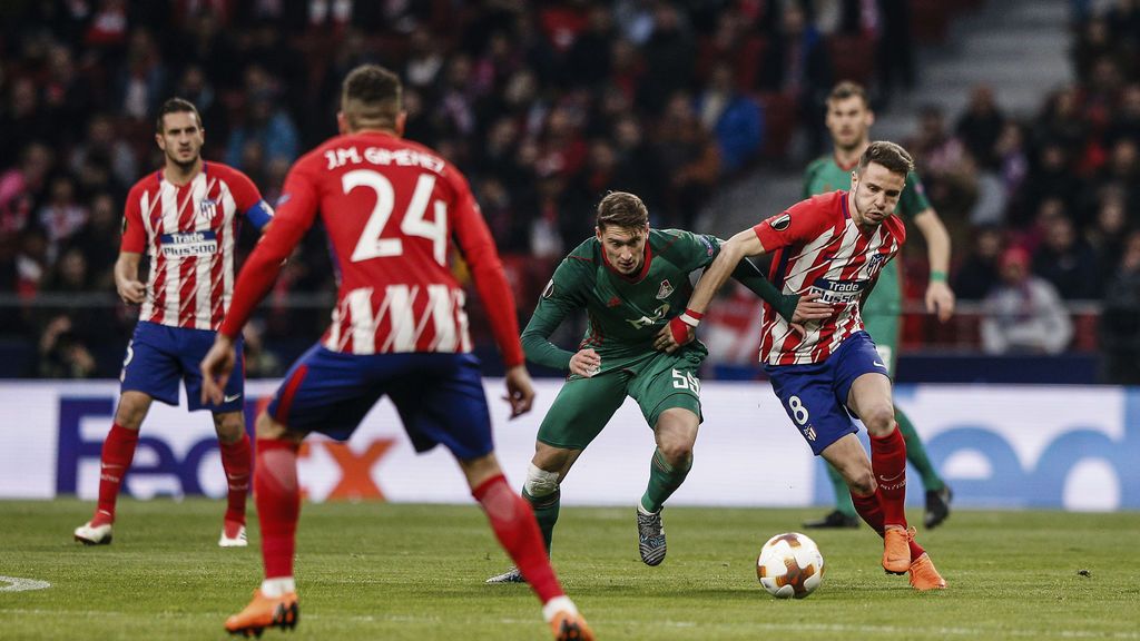 El Atlético de Madrid pone pie y medio en los cuartos de final tras ganar al Lokomotiv (3-0)
