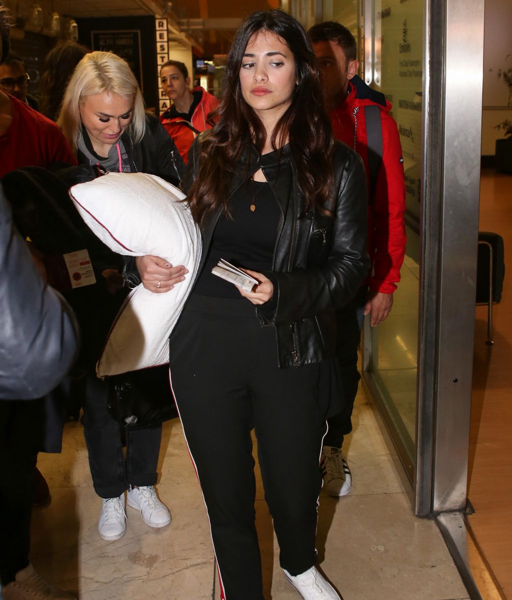 La joven Melissa Vargas, ex pretendienta de 'Mujeres, hombres y Viceversa' está ya de camino a Honduras junto a sus compañeros.