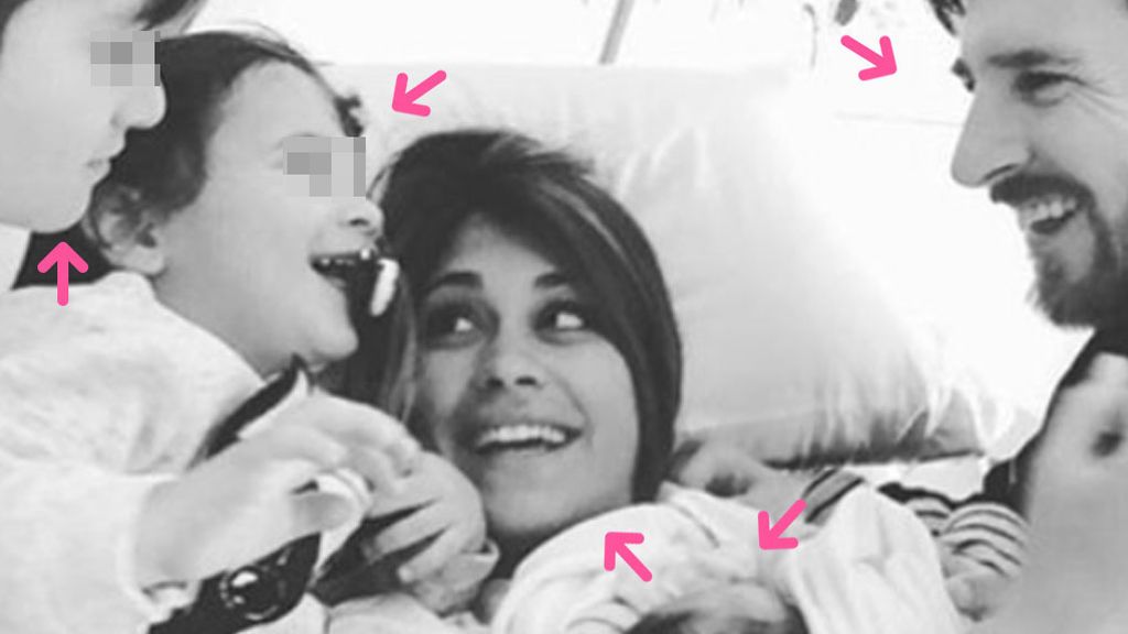 El puño de Antonela, la alegría de los hermanos y otros detalles del posado familiar de los Messi (con Ciro incluido) El puño de Antonela, la alegría de los hermanos y otros detalles del posado familiar de los Messi (con Ciro incluido)