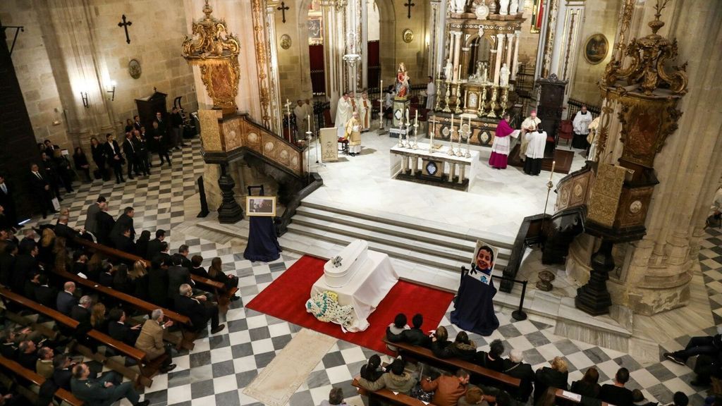 La Catedral de Almería, abarrotada