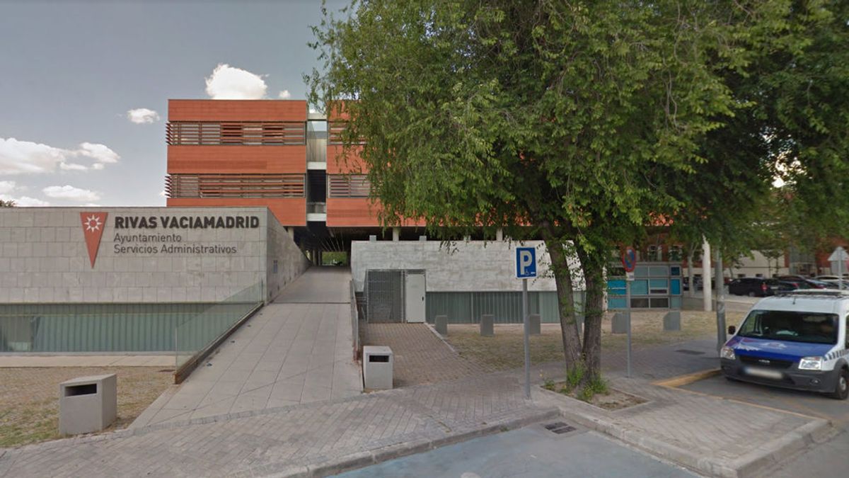 La UCO se lleva documentación del Ayuntamiento de Rivas sobre un supuesto contrato irregular