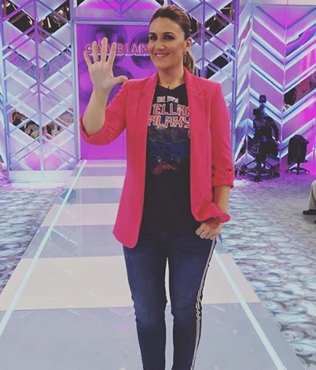 7 outfit top de Carlota Corredera