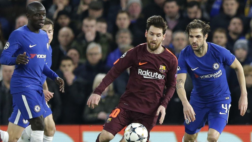 El FC Barcelona, con Iniesta ya disponible, recibe a un Chelsea al que solo le vale marcar para pasar a cuartos