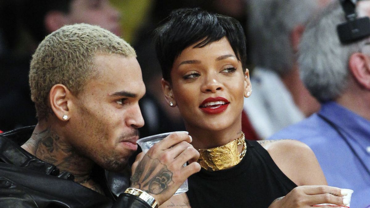 Rihanna arremete contra Snapchat tras la polémica encuesta sobre ella y Chris Brown