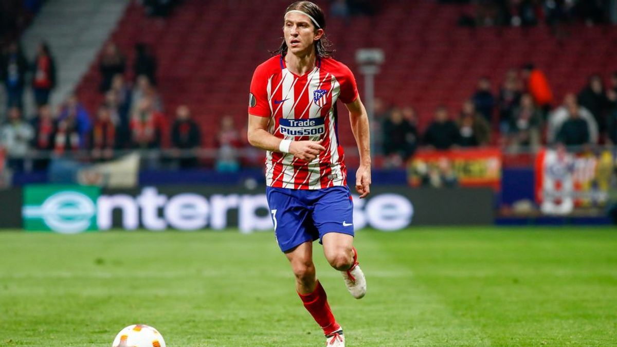 Las pruebas médicas detectan una fractura en el peroné de Filipe Luis Las pruebas médicas detectan una fractura en el peroné de Filipe Luis