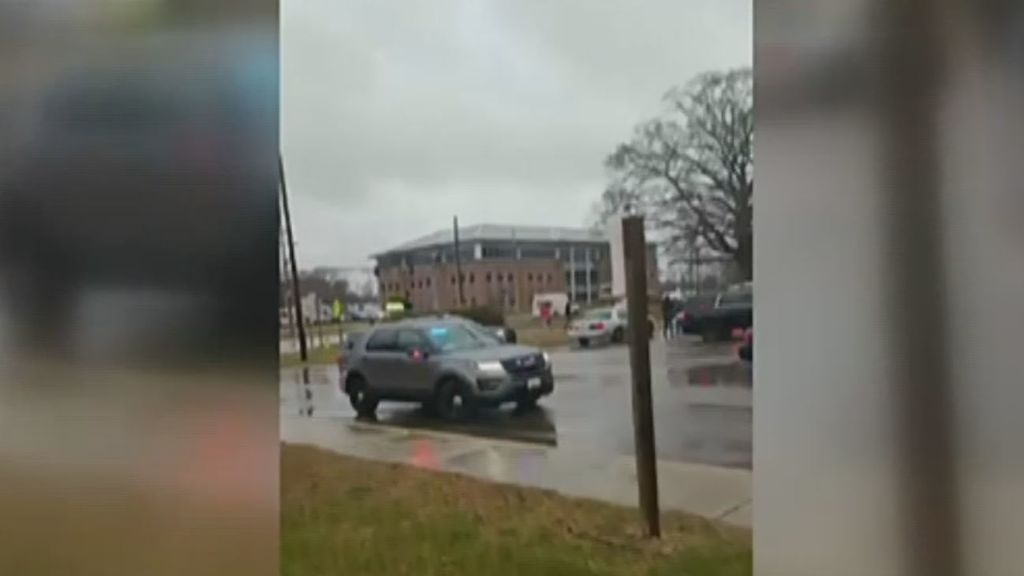 Tres heridos en un tiroteo en un instituto de Maryland
