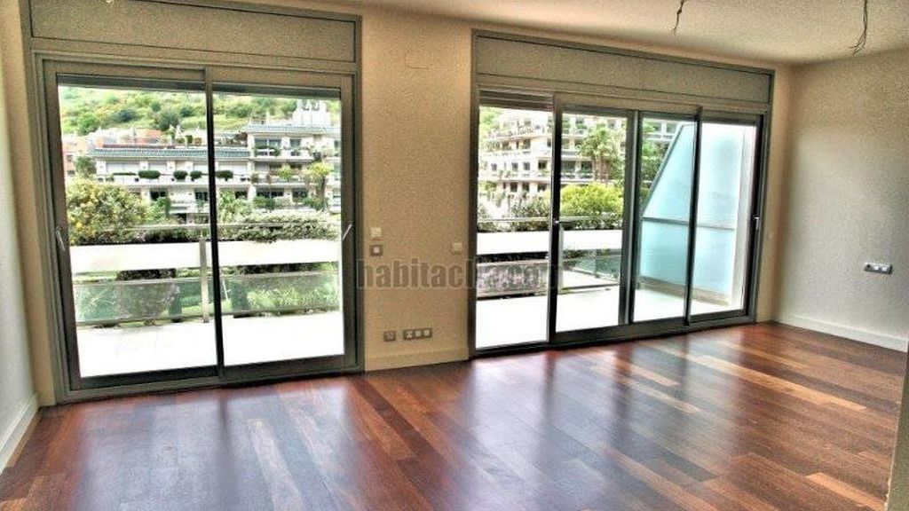 Piscina, domótica y 8.000 euros al mes: la nueva casa de Risto y Laura, en fotos