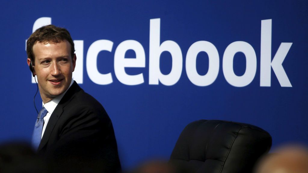 Facebook sigue su desplome en Bolsa tras filtrarse los datos de sus clientes